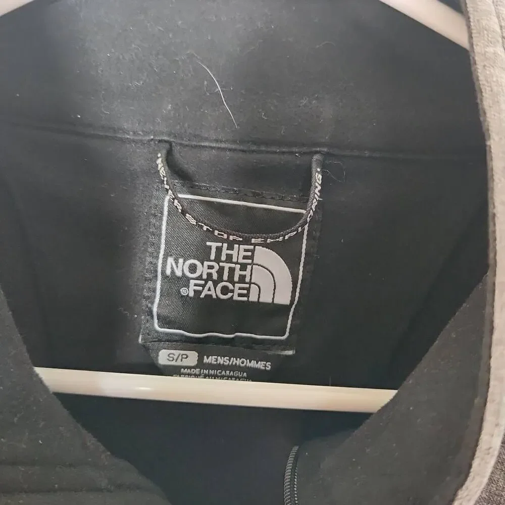 The North face never stop exploring gray jacket men's size Small